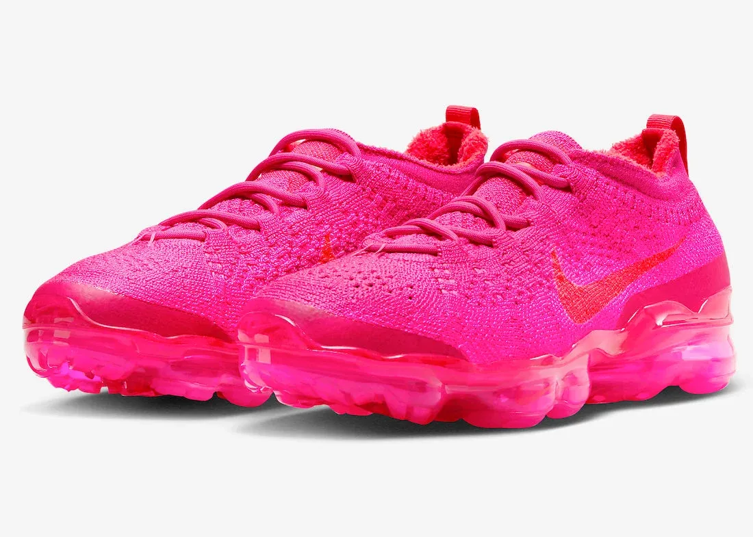 Nike Air VaporMax Flyknit "Triple Pink"